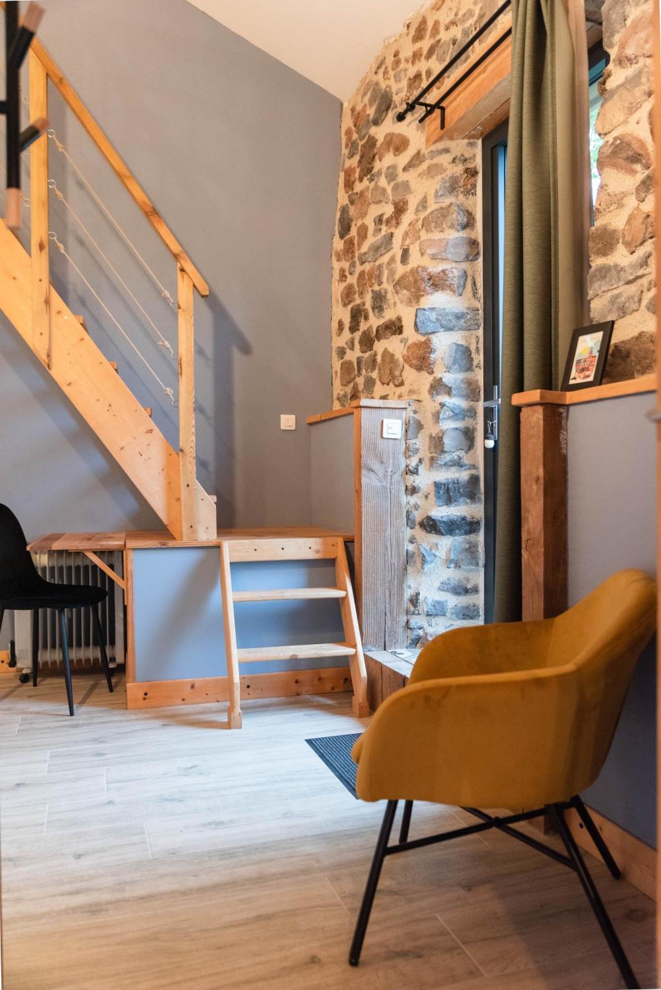 Les Balcons De La Terrasse Bed & Breakfast Arsac-en-Velay Luaran gambar