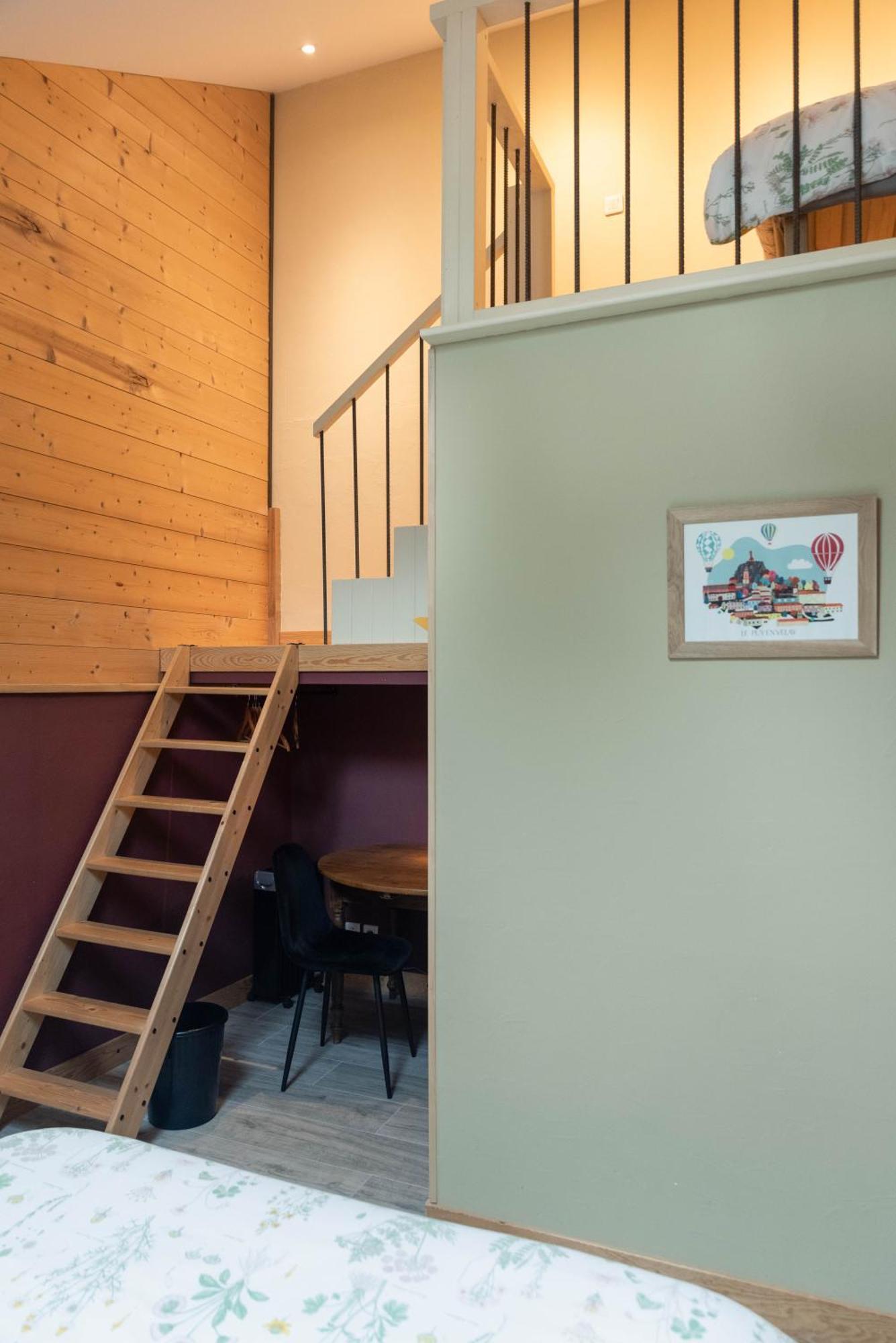 Les Balcons De La Terrasse Bed & Breakfast Arsac-en-Velay Luaran gambar